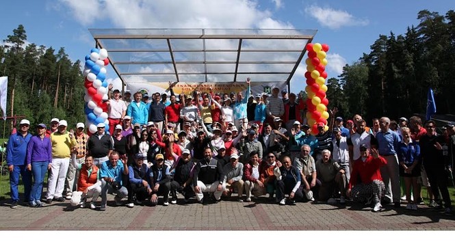 Giải golf hữu nghị Việt-Nga thu hút hàng trăm gôn thủ - ảnh 1
